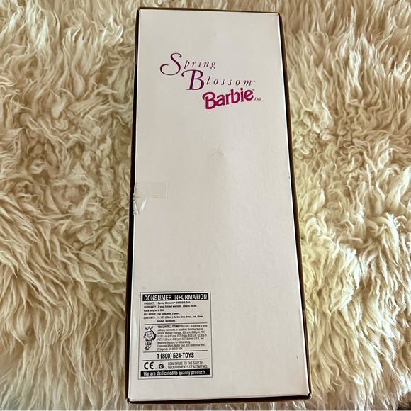 New In Box Spring Blossom Barbie Avon Exclusive Special Edition First in Series - Picture 7 of 11